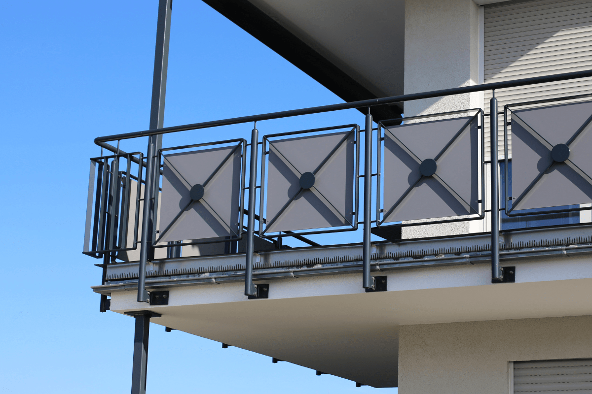 Upgrade Your Deck with Black Durable Aluminum Railing Systems